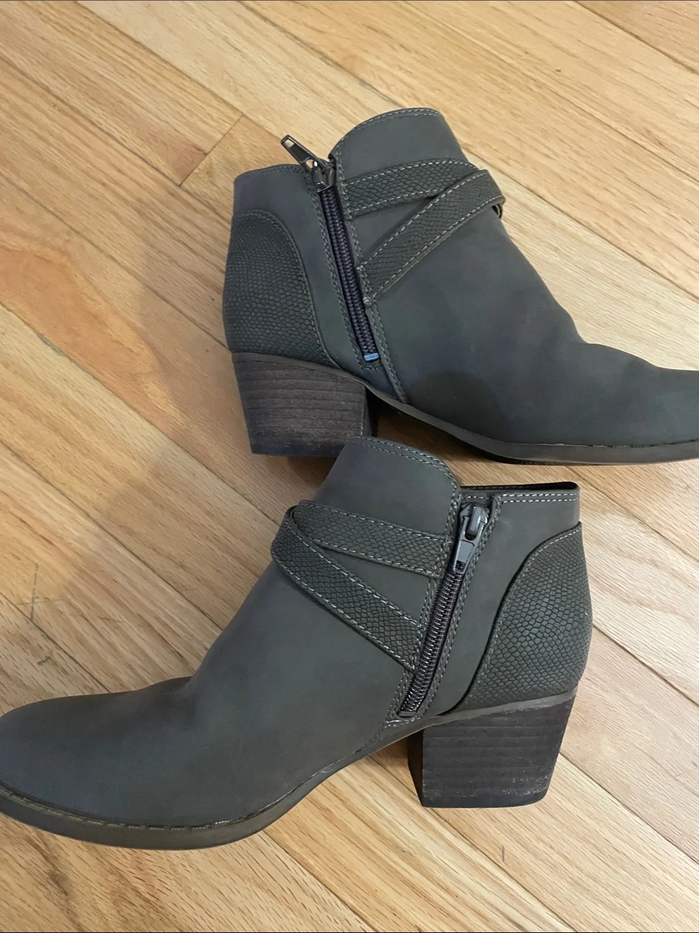 Ankle boots